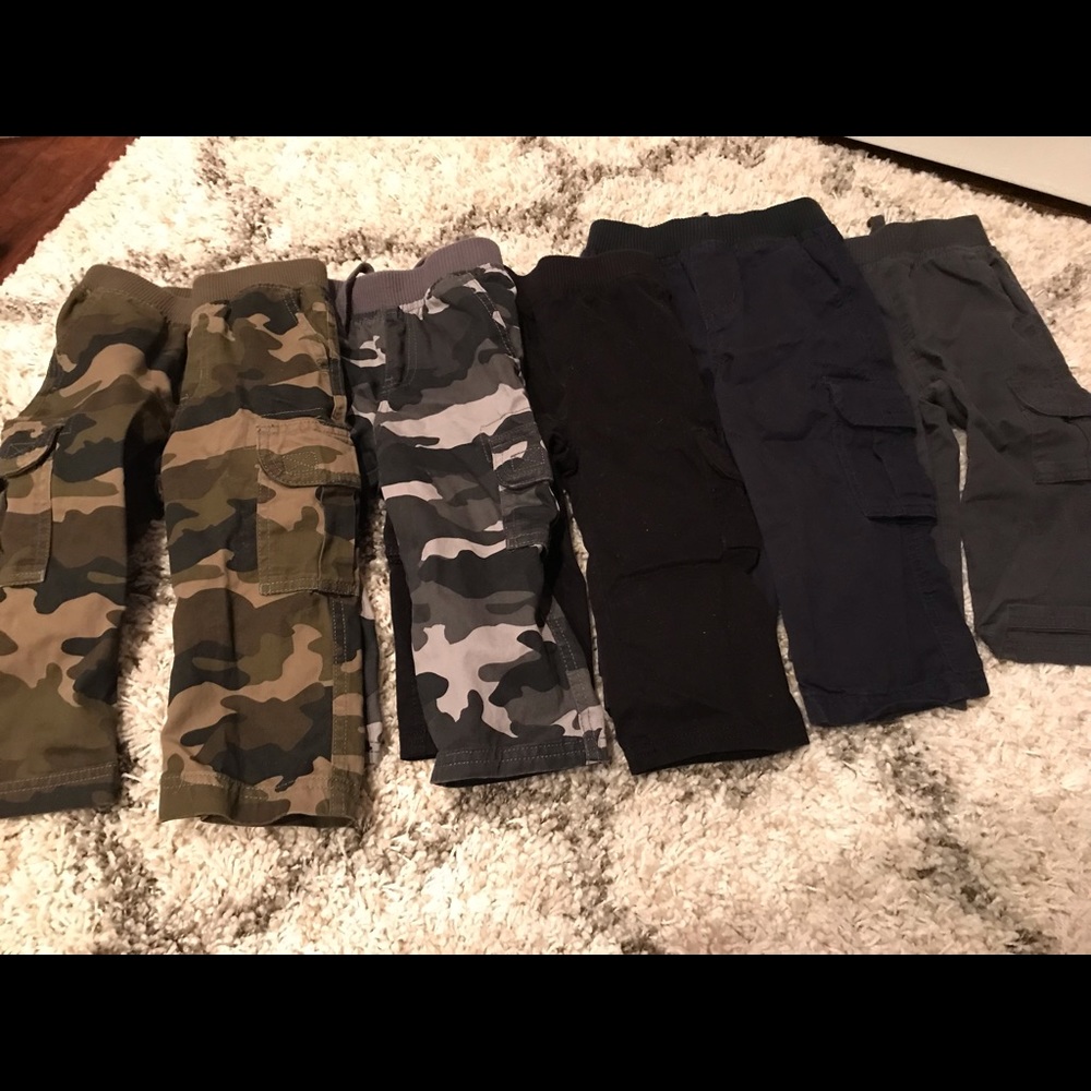 Children’s place cargo pants size 18-24 months